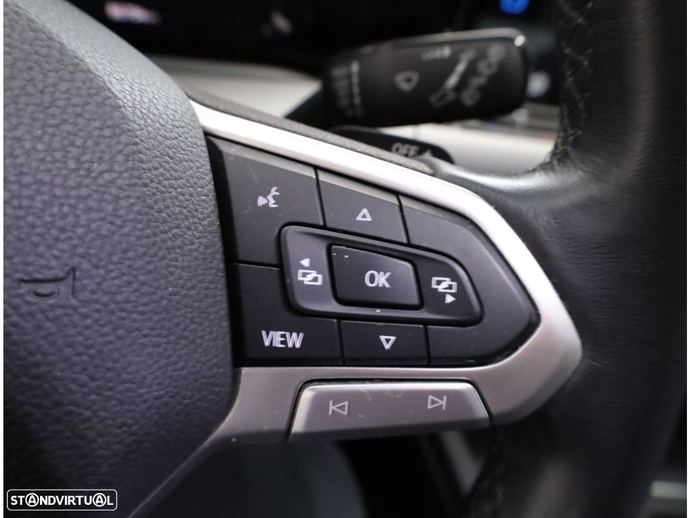 VW Golf Variant 2.0 TDi Life DSG - 33