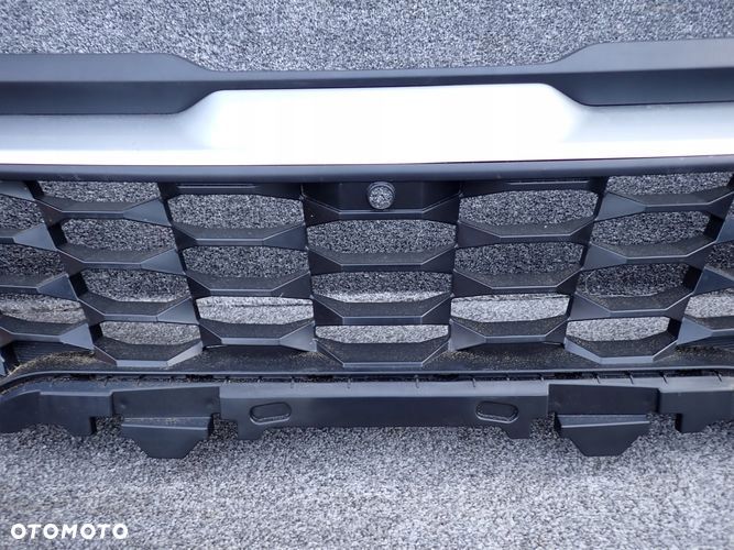KIA SPORTAGE V 5 21- atrapa grill pod kamerę struktura - 4