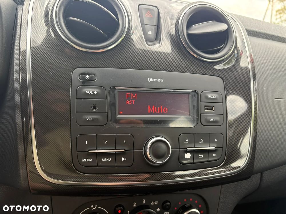 Dacia Logan - 16