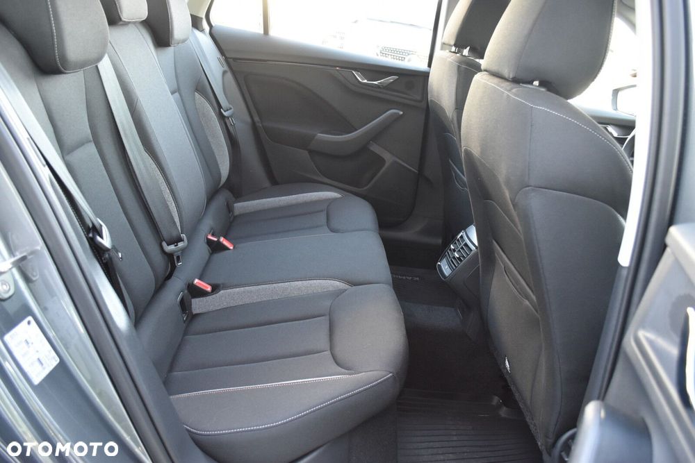 Skoda Kamiq 1.0 TSI Selection - 34