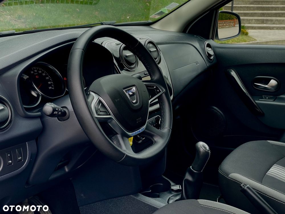 Dacia Sandero Stepway - 17