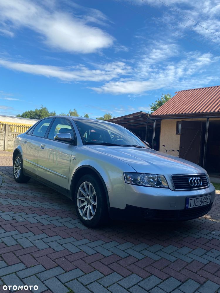 Audi A4 Limousine 2 - 1