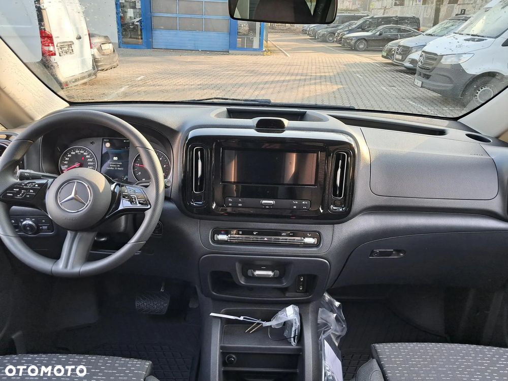 Mercedes-Benz VITO - 11