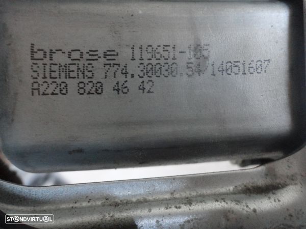 Elevador Frente Esq Electrico Mercedes-Benz C-Class (W203) - 2