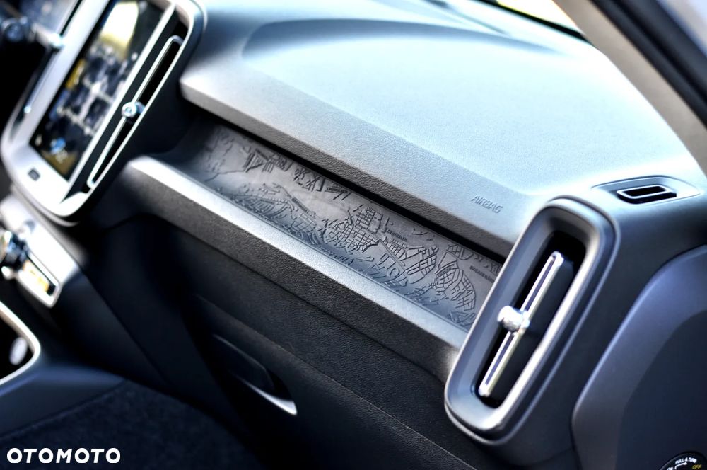 Volvo XC 40 T2 Core - 17