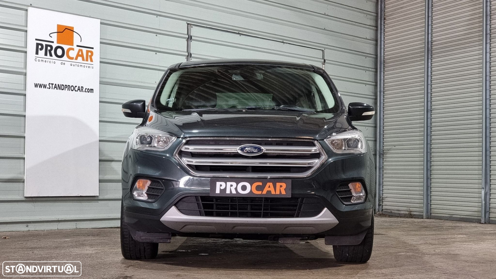 Ford Kuga 1.5 TDCi Titanium - 32