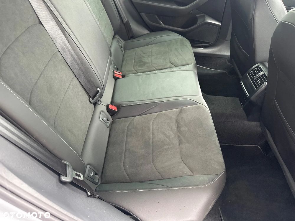 Volkswagen Arteon 2.0 TSI Essence DSG - 28