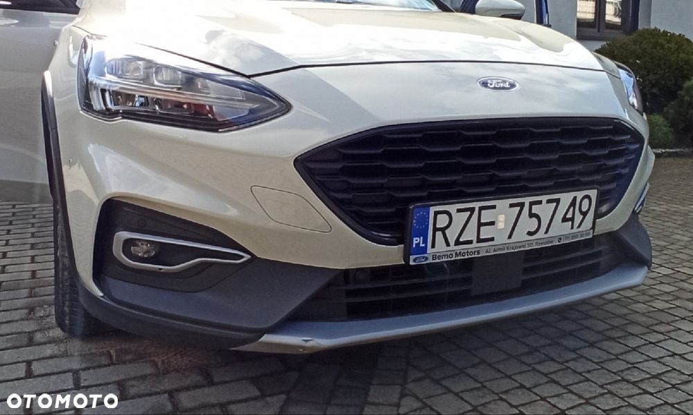 Ford Focus 1.5 EcoBoost Active - 16