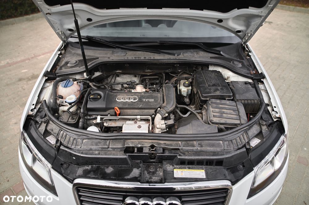 Audi A3 Sportback 1.4 TFSI S line Sportpaket - 23