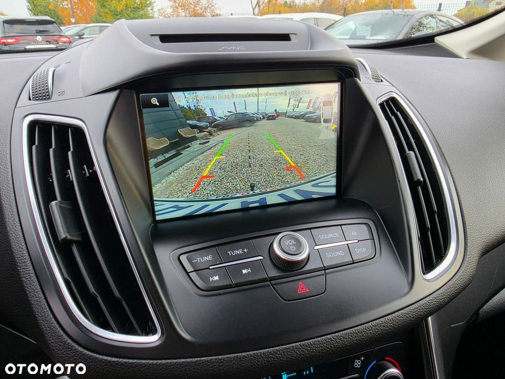 Ford Grand C-MAX - 38