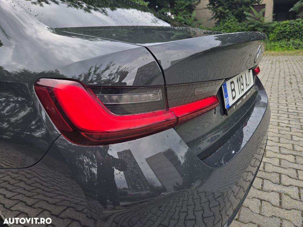BMW Seria 3 320d xDrive AT Sport Line - 14