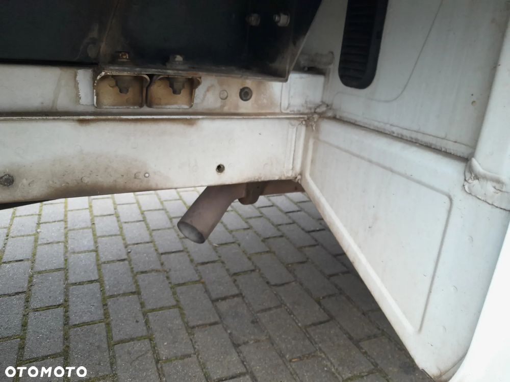 Mercedes-Benz Sprinter - 21