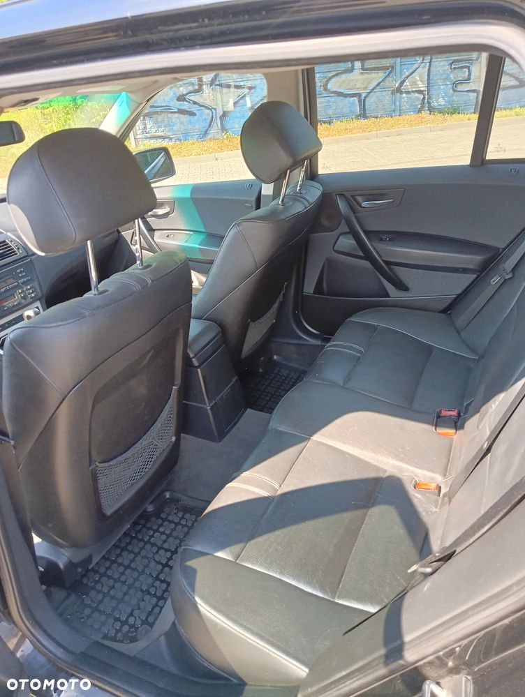 BMW X3 3.0i - 8