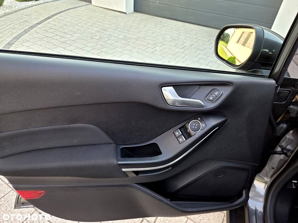 Ford Fiesta 1.5 TDCi ACTIVE - 31