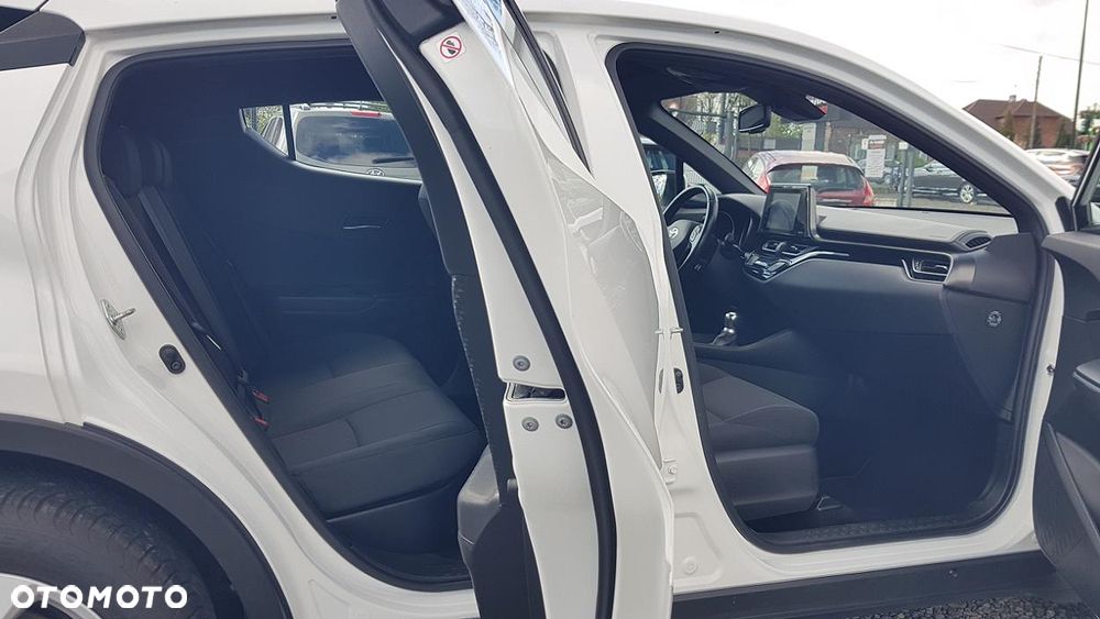 Toyota C-HR - 28