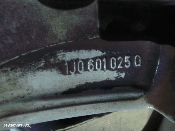 Jantes Especiais Volkswagen Golf Iv (1J1) - 2