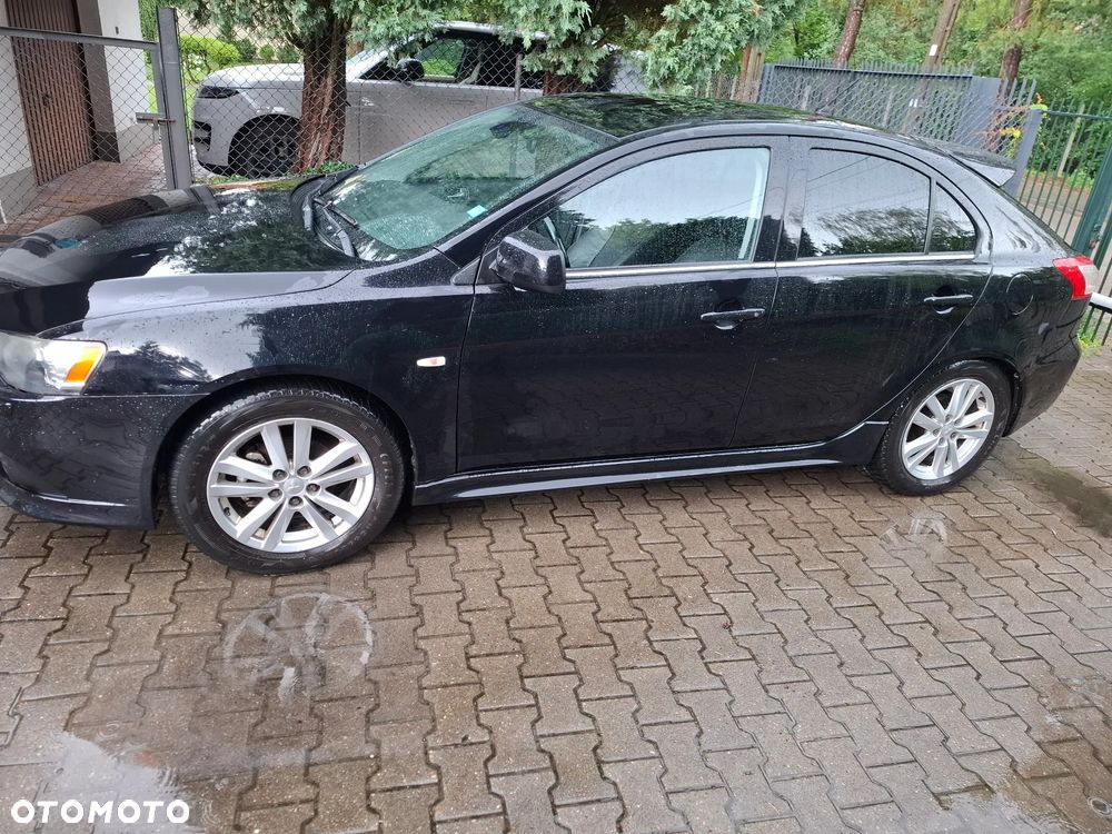 Mitsubishi Lancer 1.8 CVT Intense - 10