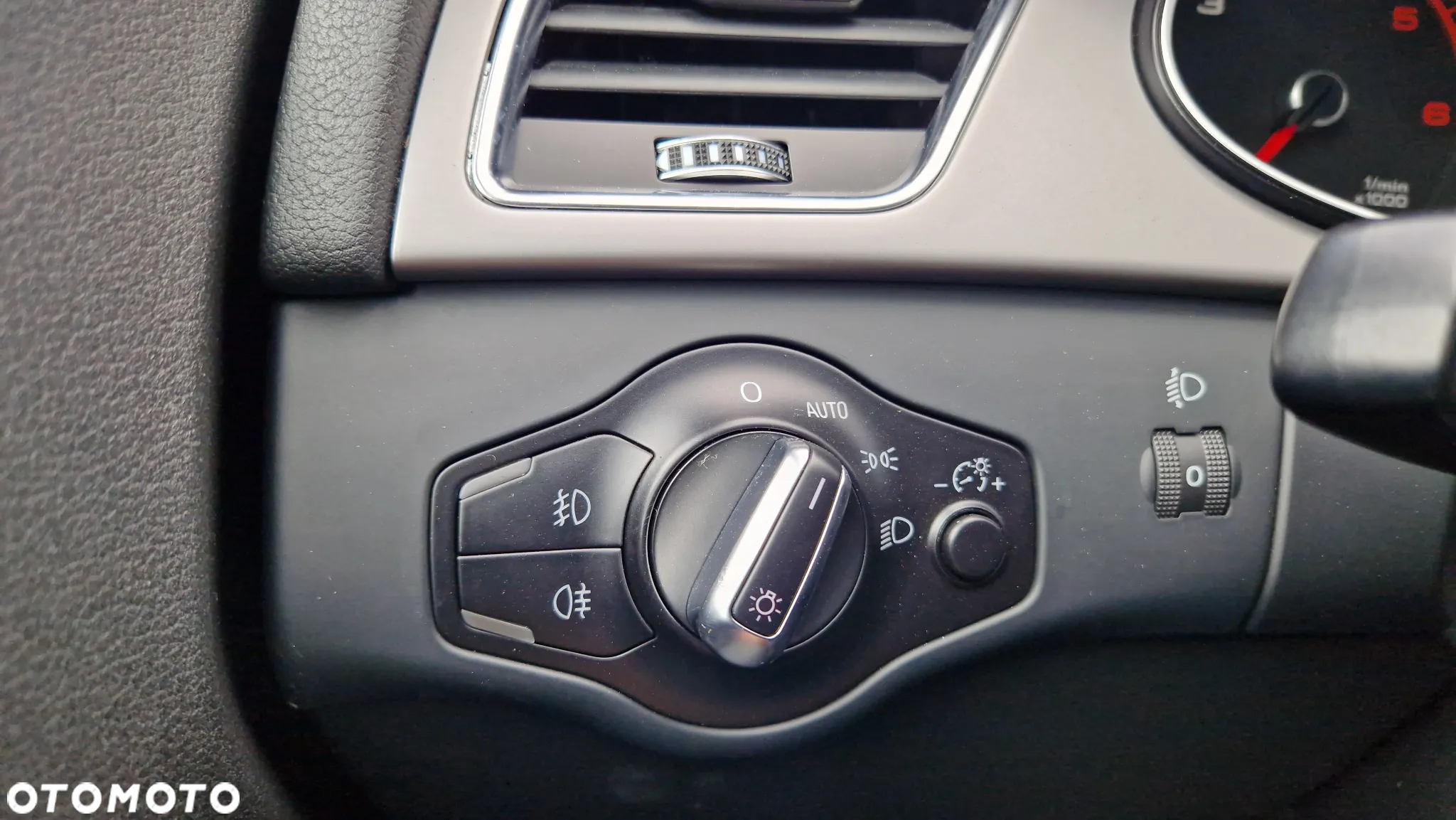 Audi A4 Avant 2.0 TDI DPF multitronic Attraction - 21