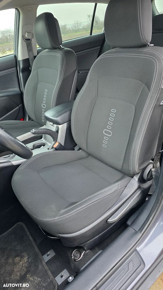 Kia Sportage 1.7 CRDI 2WD Vision - 11