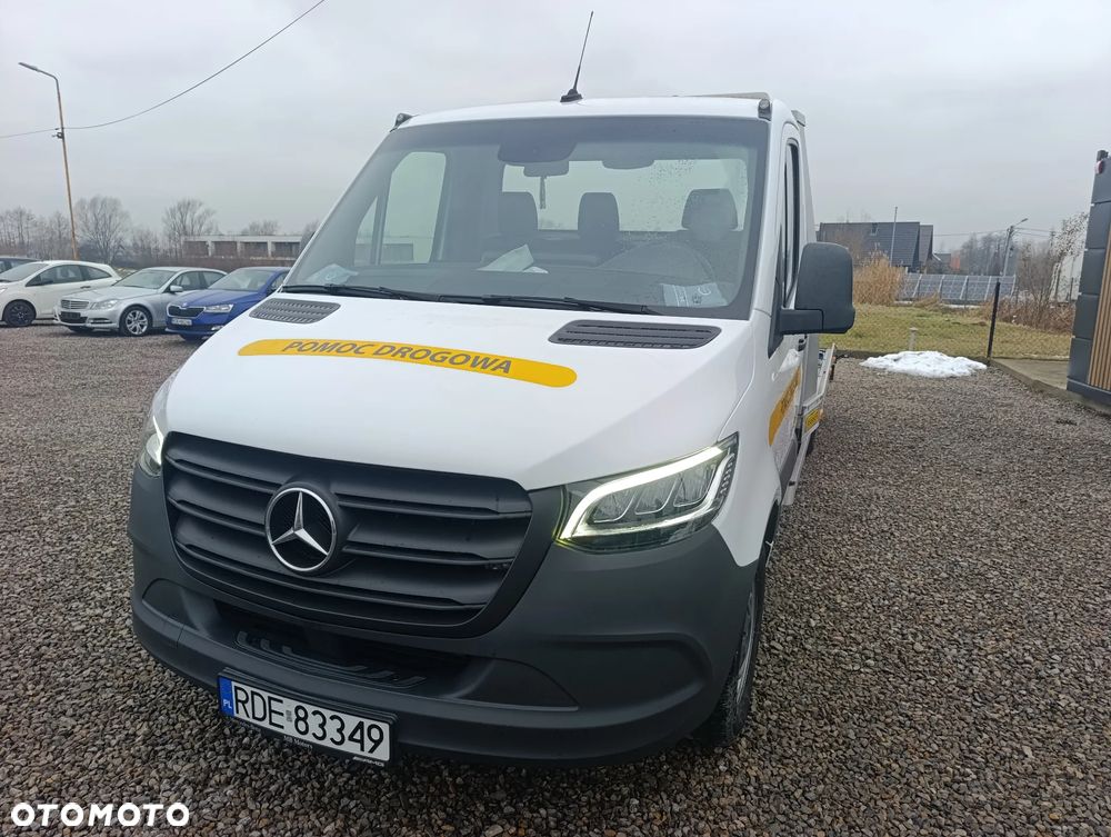 Mercedes-Benz Sprinter - 9