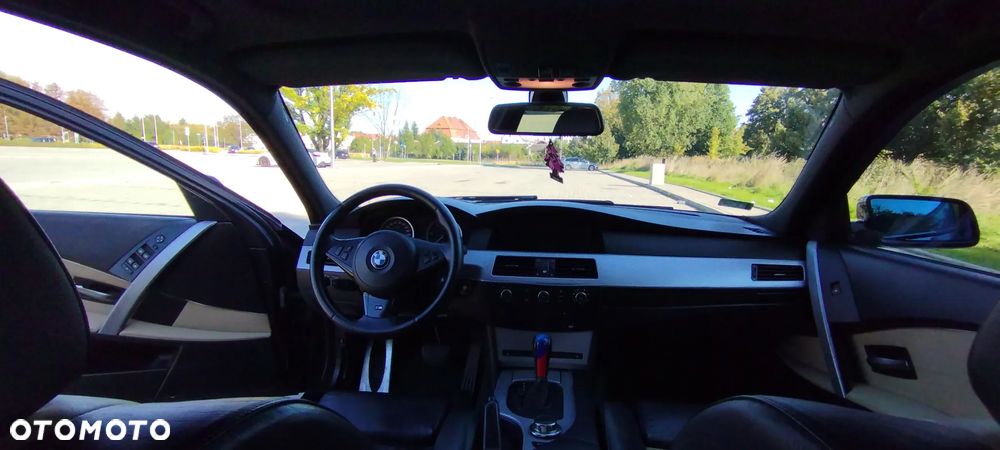 BMW Seria 5 - 12