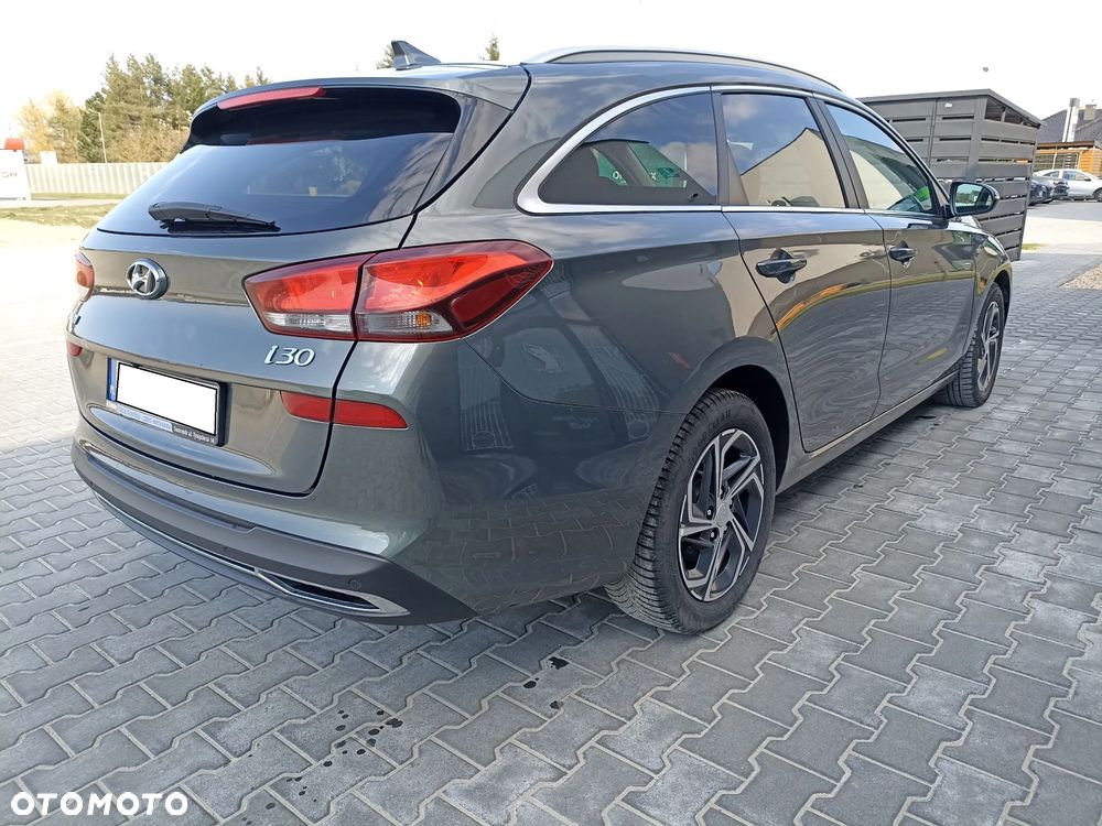 Hyundai i30 1.5 T-GDI 48V Comfort DCT - 5
