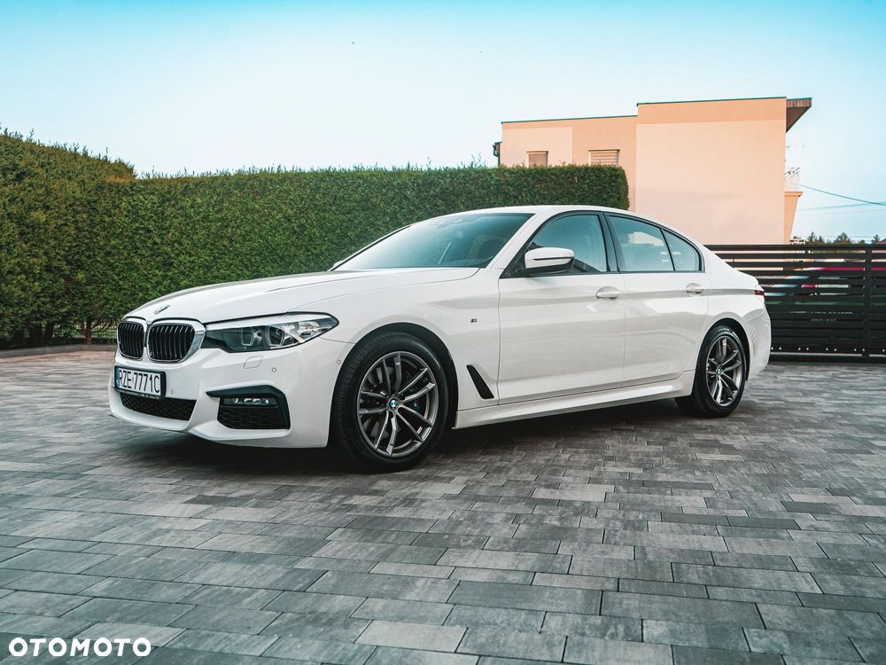 BMW Seria 5 530i xDrive M Sport sport - 2
