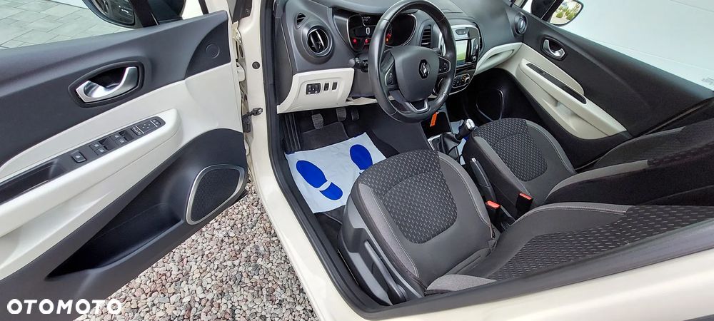Renault Captur 0.9 Energy TCe Intens EU6 - 17
