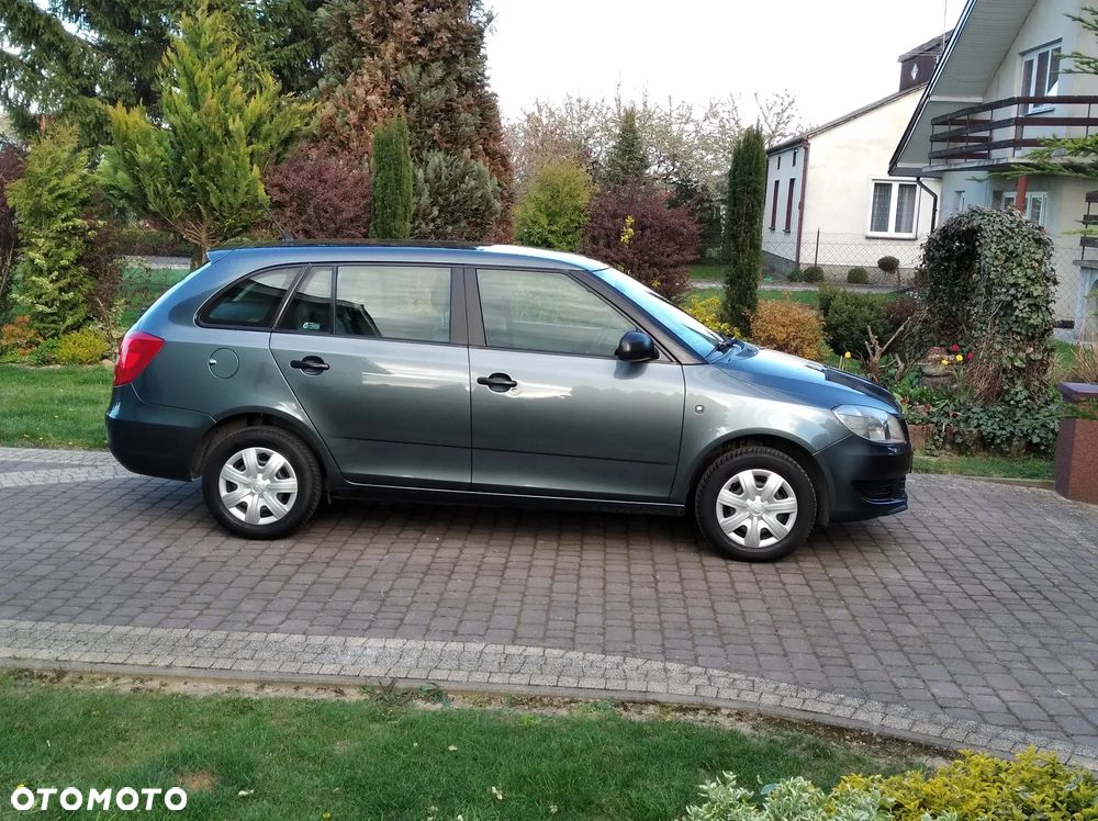 Skoda Fabia 1.4 16V Active Plus - 5