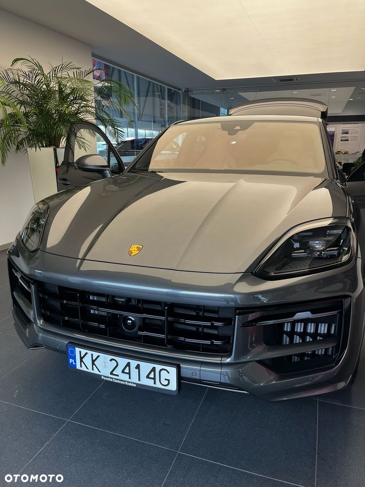 Porsche Cayenne S E-Hybrid PHEV Black Edition - 3