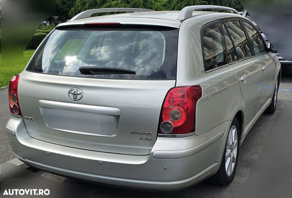 Toyota Avensis 2.0 D-4D Station Luna - 2