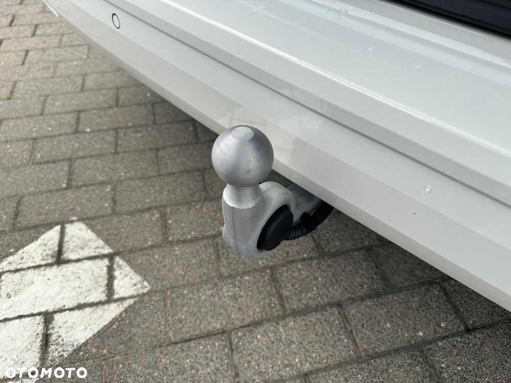 Volkswagen california Nowa California Beach silnik: 2,0 l TDI SCR 150 KM / skrzynia biegów: 7-biegowa DSG rozstaw osi: 3124 mm - 28