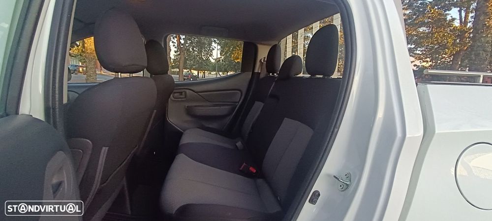 Mitsubishi L200 2.4 DI-D CD Invite 2WD - 12