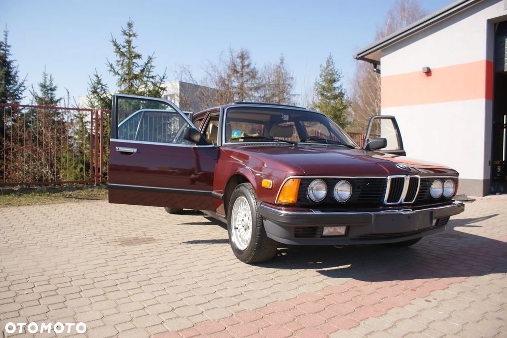 BMW Seria 7 - 20