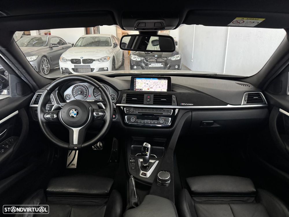 BMW 330 e iPerformance Pack M - 30