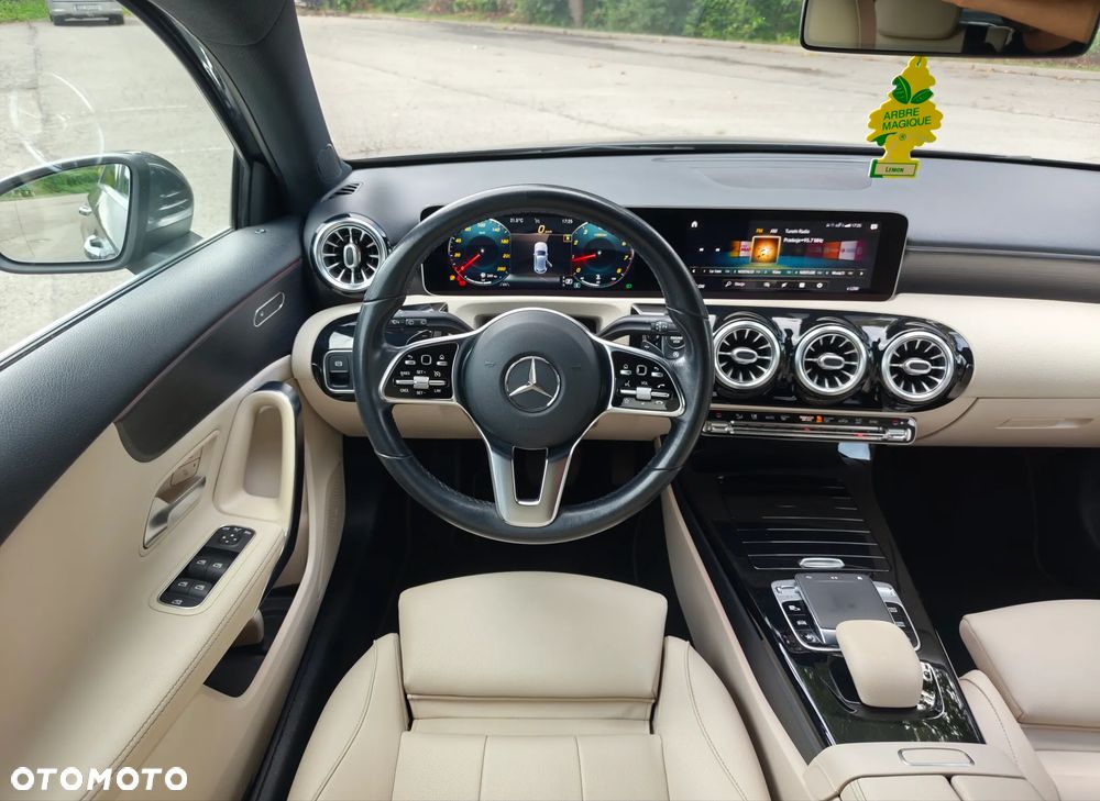 Mercedes-Benz Klasa A 180 7G-DCT Advanced Progressive - 21
