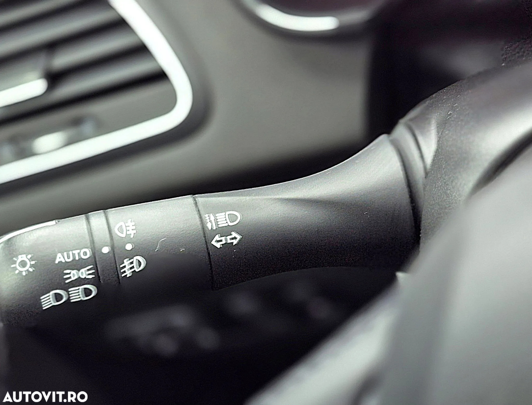 Renault Megane Grandtour E-TECH Plug-in 160 INTENS - 25