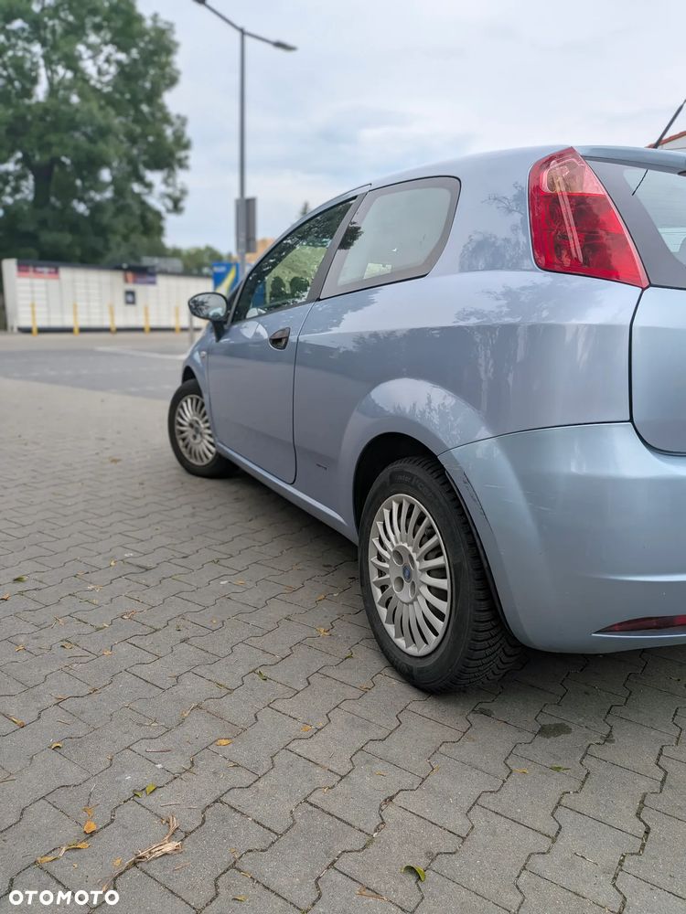 Fiat Grande Punto 1.4 8V Active - 4