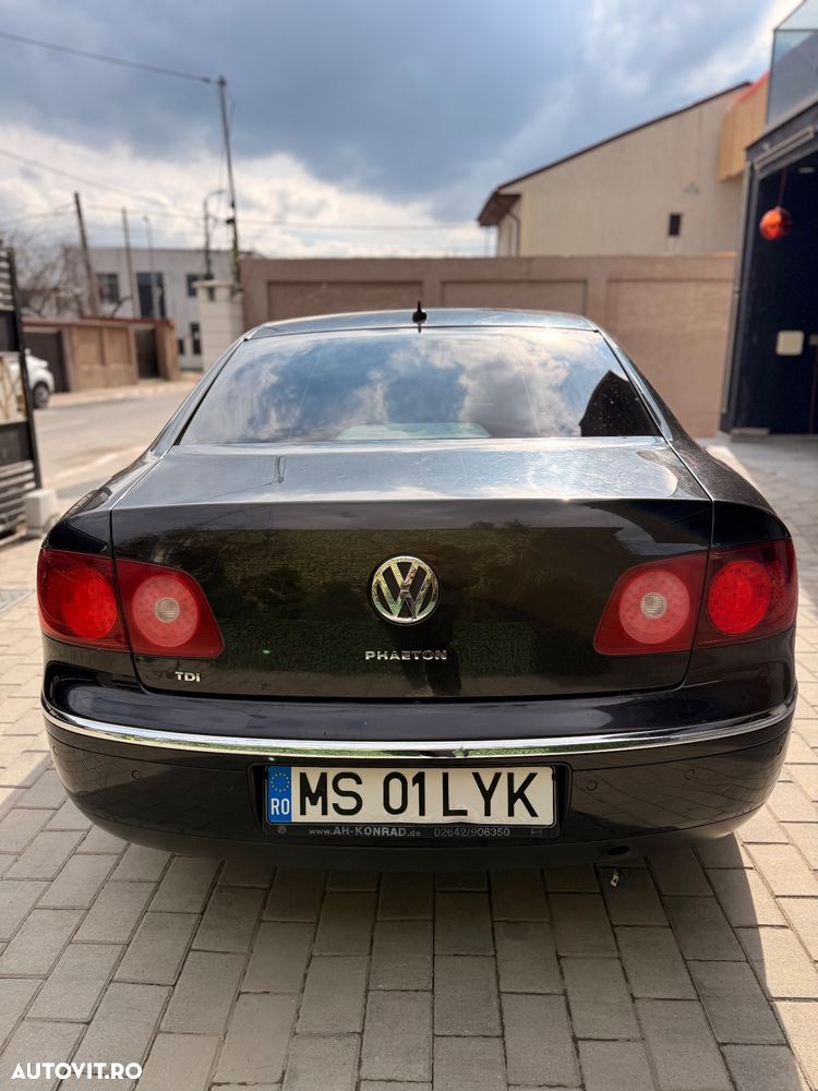 Volkswagen Phaeton 3.0 V6 TDI DPF 4Motion - 4