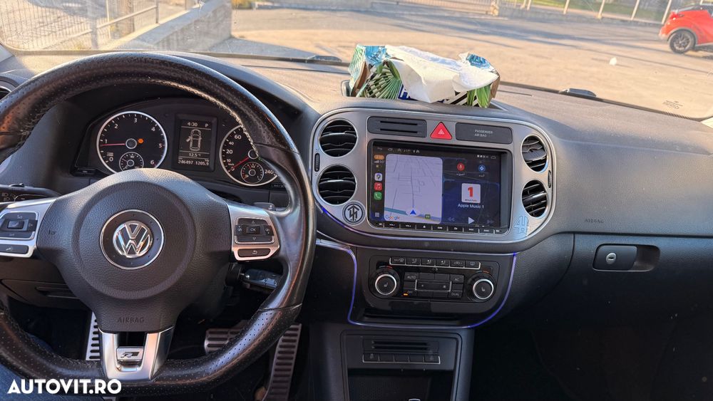 Volkswagen Tiguan 2.0 TDI 4Motion DSG Sport & Style - 9