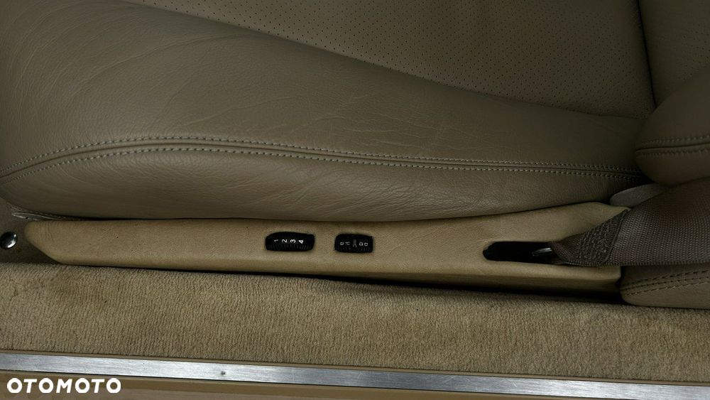 Mercedes-Benz SL - 22