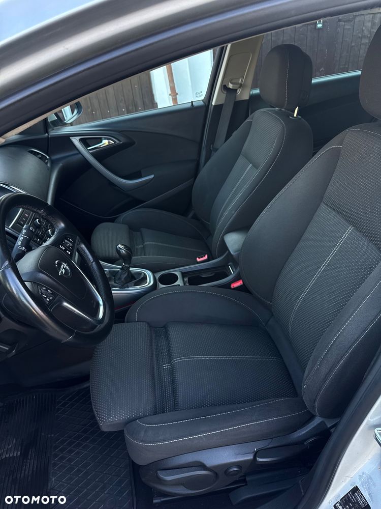 Opel Astra - 10