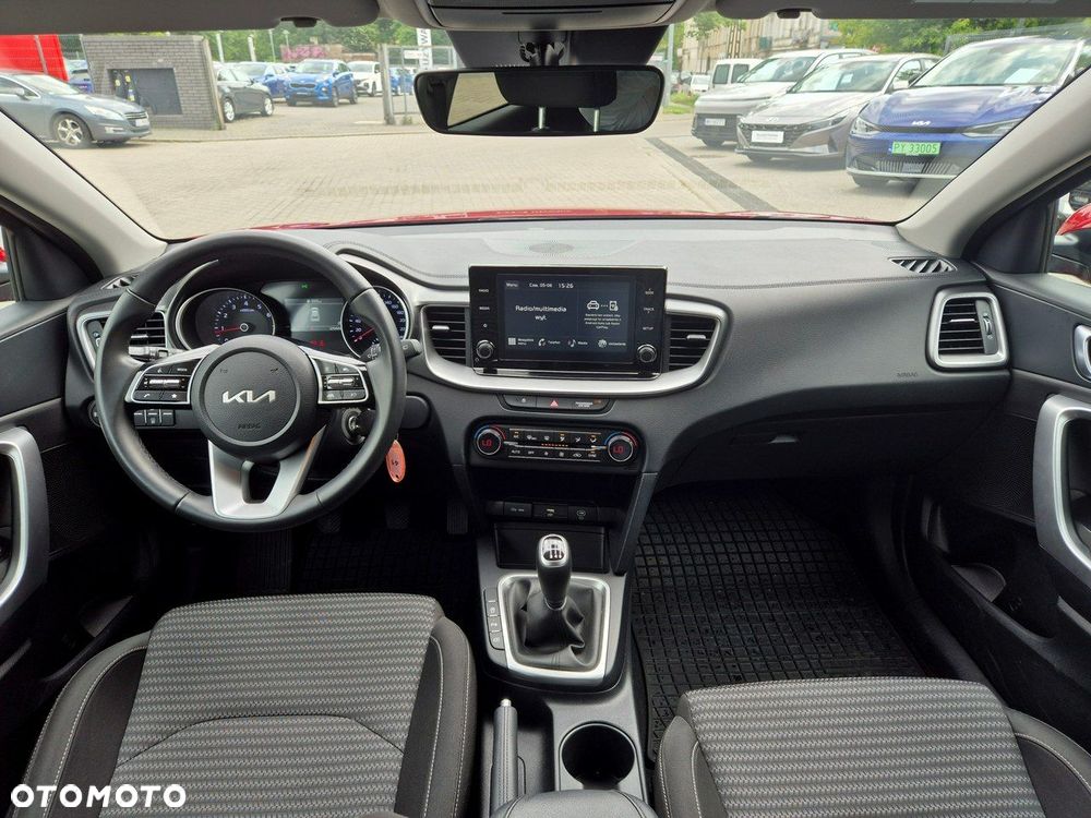 Kia XCeed 1.5 T-GDI M - 17