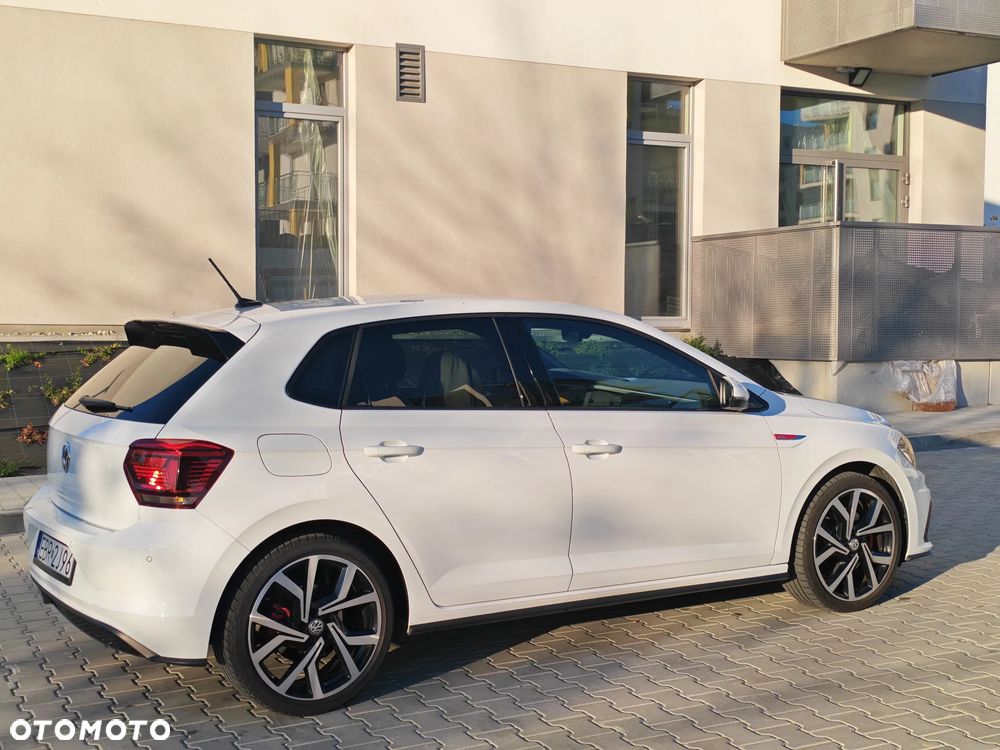 Volkswagen Polo - 10