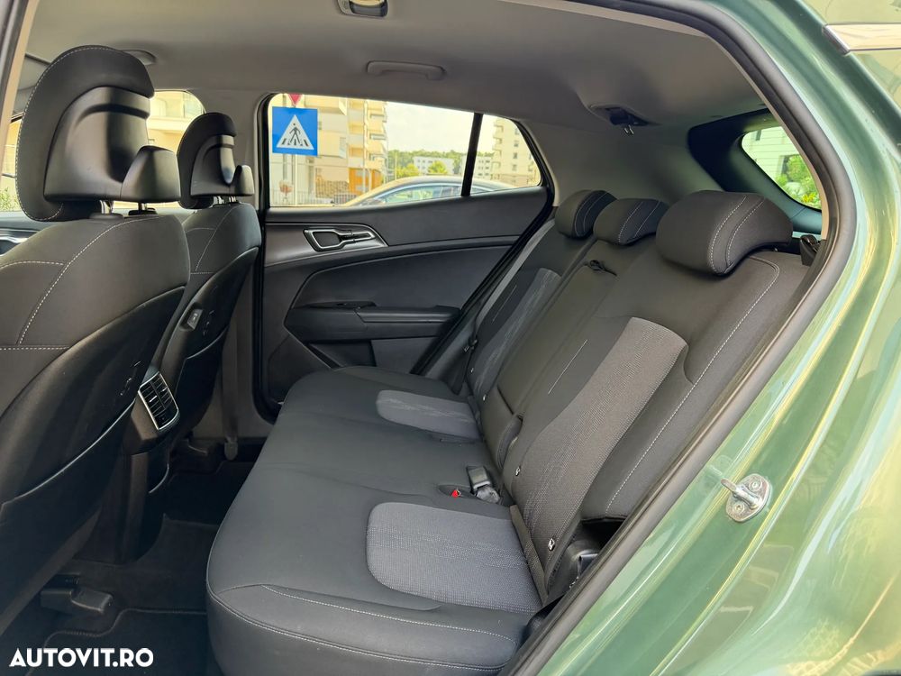 Kia Sportage 1.6 T-GDI HEV 6AT 4x2 Style - 18