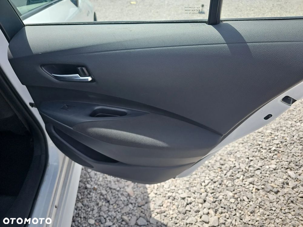 Toyota Corolla 1.8 Hybrid Comfort - 23