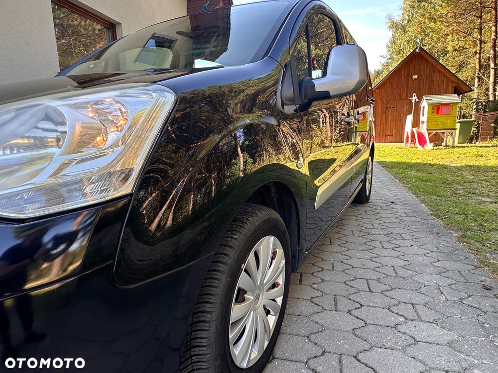 Citroen Berlingo 2011 photo 3