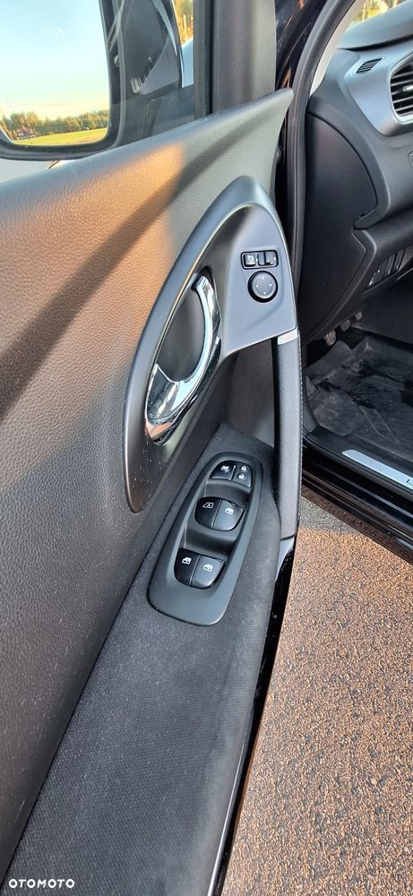 Renault Kadjar 1.2 Energy TCe Limited - 12