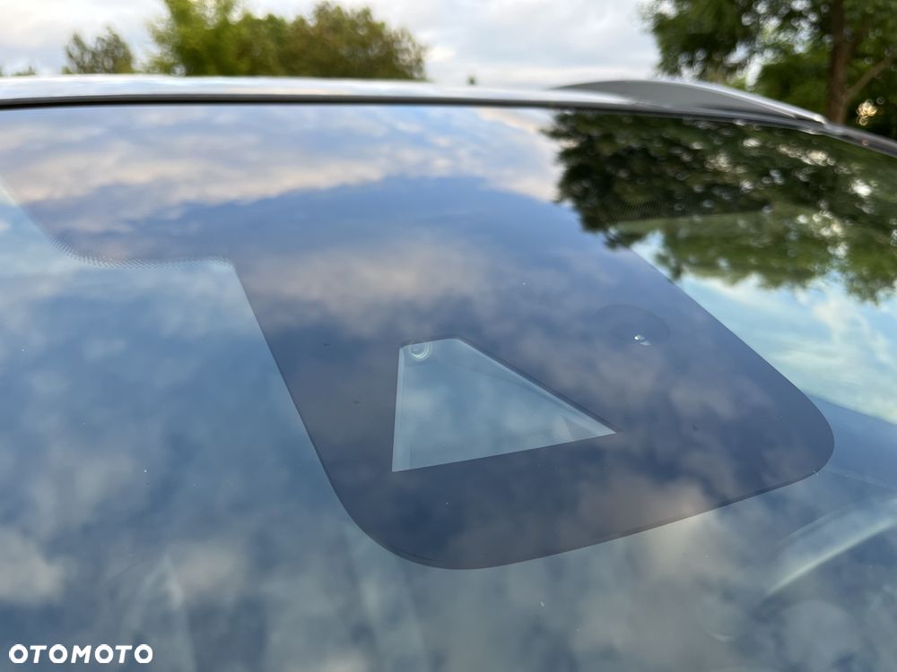 Nissan Qashqai 1.5 dCi N-Connecta - 31