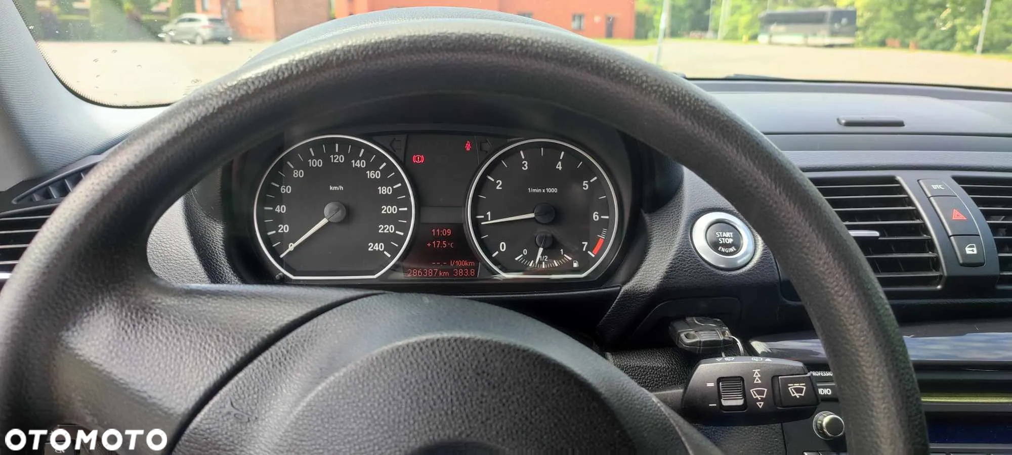 BMW Seria 1 116i - 4